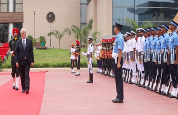 Minister of Defence, H.E Jorge Taiana received the Tri-Service Guard of Honor in New Delhi 